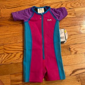 Toddler wetsuit / bath suiting
